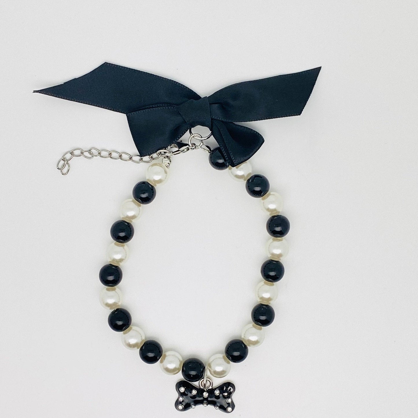 Rhinestone Bone Pearl Necklace