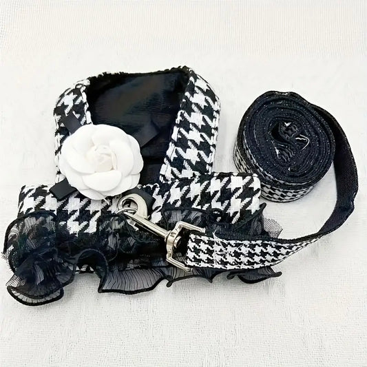 Chic Houndstooth Vest